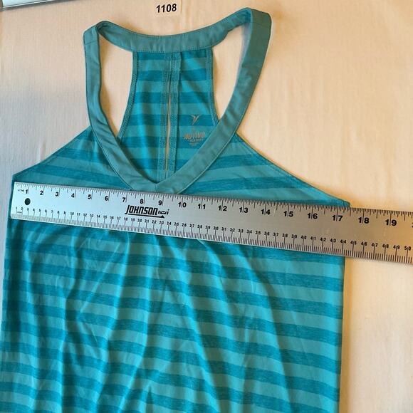Old Navy Women’s Sleeveless V-neck Workout Active T-shirt size M, Blue - Picture 2 of 5